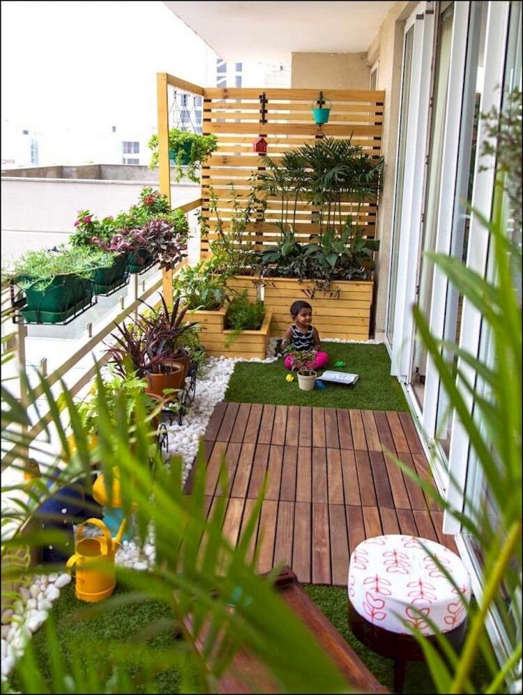 Cải tạo ban công đẹp, tiết kiệm từ tấm DURAwood