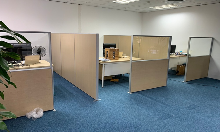 Vách ngăn lửng văn phòng