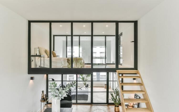 Mẫu nhà gác lửng 2 phòng ngủ không gian mở tận dụng ánh sáng tự nhiên