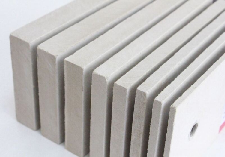 Kích thước tấm Cemboard càng lớn, giá thành càng cao