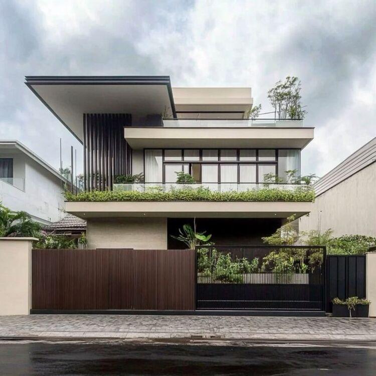 Thiết kế biệt thự 3 tầng sang trọng, hiện đại với hệ thống cửa kính lớn