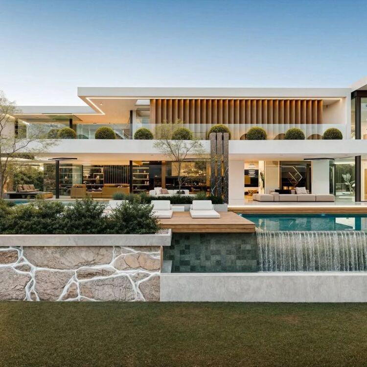 Thiết kế biệt thự có bể bơi đẳng cấp, tạo ra môi trường thư giãn lý tưởng