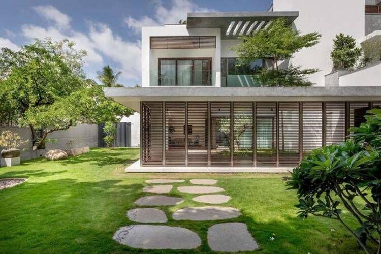 Thiết kế biệt thự có sân vườn mang đến không gian sống gần gũi với thiên nhiên