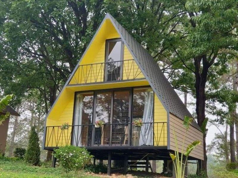 Nhà lắp ghép tam giác 500 triệu gây ấn tượng với thiết kế độc đáo và hiện đại