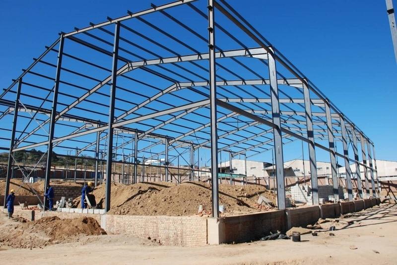 Chuẩn bị khu vực thi công nhà tiền chế 2 mái