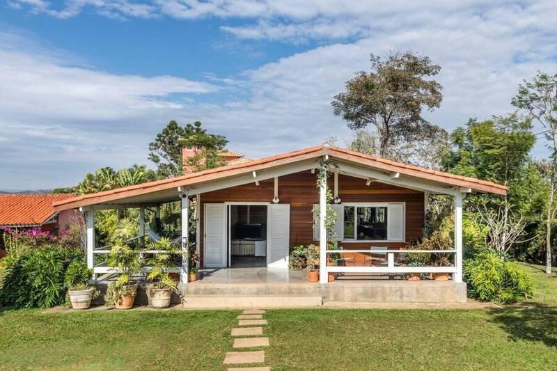 Mẫu nhà tiền chế 2 mái đơn giản, giá rẻ, tiện nghi 