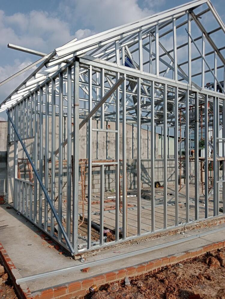 Cấu tạo của nhà lắp ghép 200 triệu gồm phần khung, phần mái và kết cấu phụ kiện