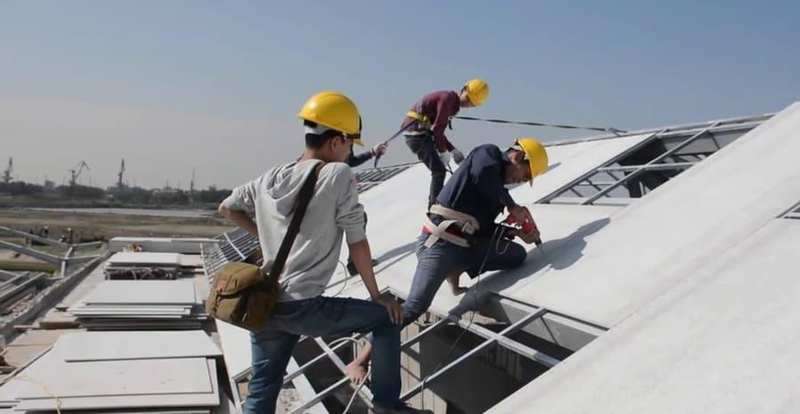 Tấm bê tông siêu nhẹ lợp mái là loại vật liệu xây dựng dạng tấm đúc sẵn