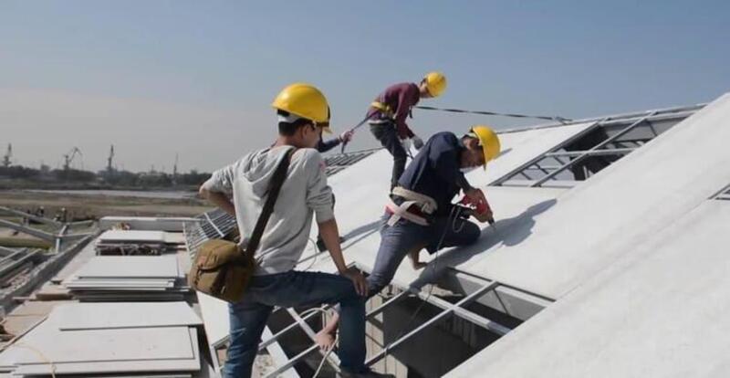 Quá trình thi công tấm Cemboard ở Huế yêu cầu độ tỉ mỉ và chính xác cao