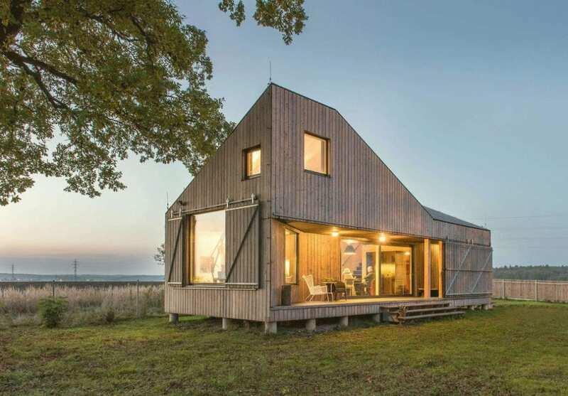 Mẫu nhà gỗ đẹp với thiết kế mở, tạo không gian sáng sủa, thoáng đãng hơn