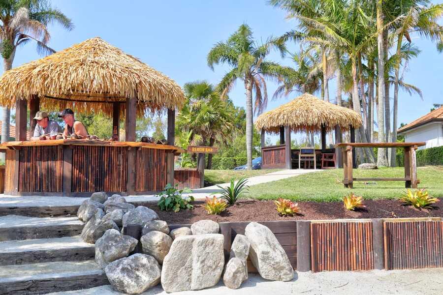 Mẫu nhà chòi sân vườn bằng lá đẹp và truyền thống