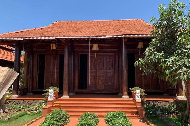 Mẫu nhà gỗ 3 gian 22 cột vững chãi, mang lại tuổi thọ cao cho công trình