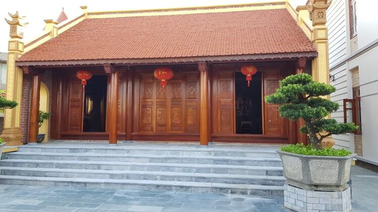 Nhà gỗ 3 gian 4 cột với kết cấu đơn giản nhưng chắc chắn