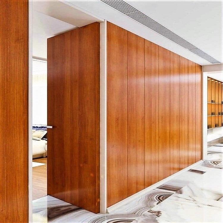 Vách nhựa di động bằng tấm xi măng giả gỗ tạo cảm giác sang trọng, bền đẹp và gần gũi với thiên nhiên