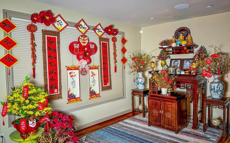 Trang trí Tết cổ truyền Việt Nam ở bàn thờ gia tiên