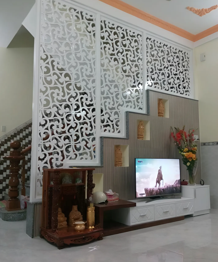Mẫu vách ngăn cầu thang CNC phòng khách sang trọng