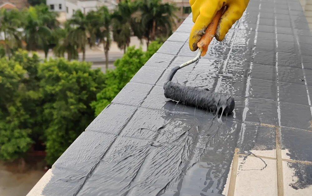 Quét vật liệu chống thấm hai thành phần gốc xi măng polymer (Nguồn: Internet)