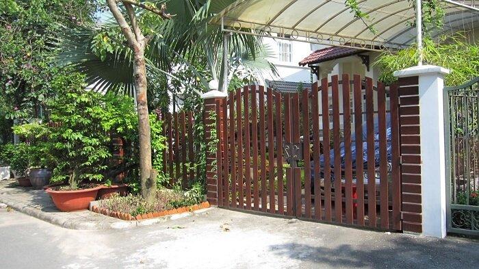 Thiết kế lam gỗ ngang làm hàng rào (Nguồn: Internet)